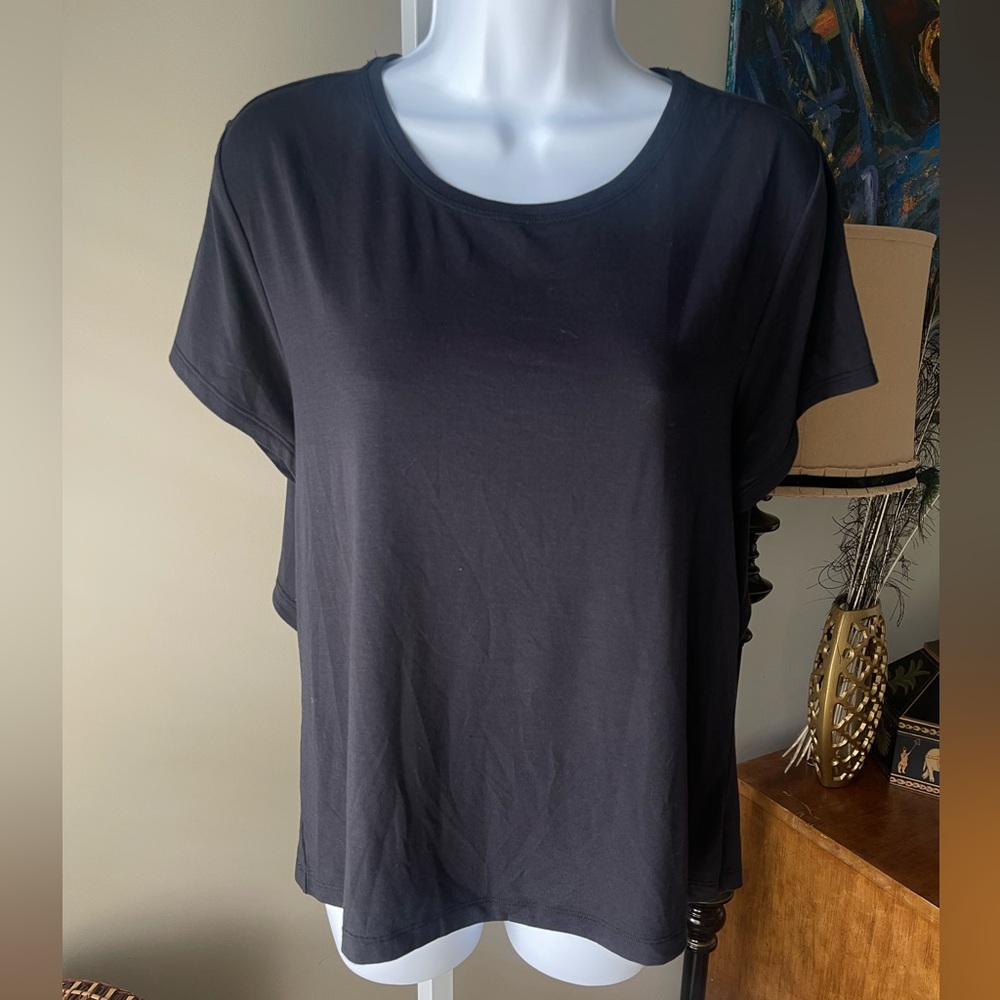 Athleta Charcoal Short Sleeve Tee Size Large Soft Casual Activewear